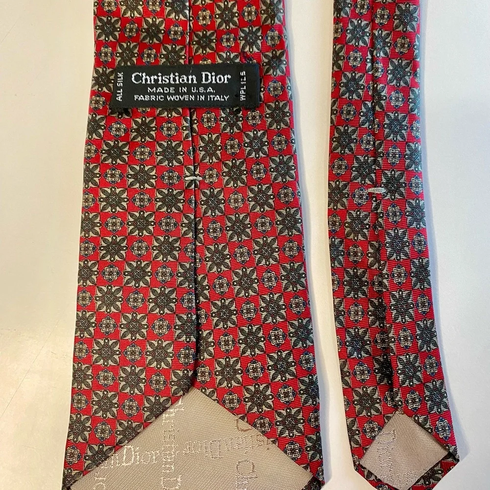 Dior Silk Red and Black Floral Geometric Tie - Picture 3 of 4